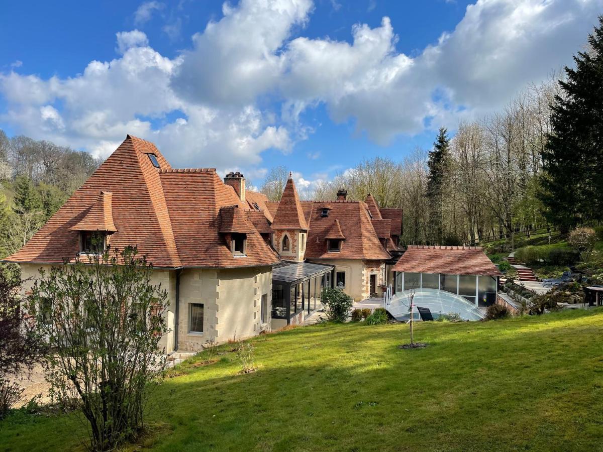 Le Prieure Des Fontaines Hotel Les Preaux Exterior photo